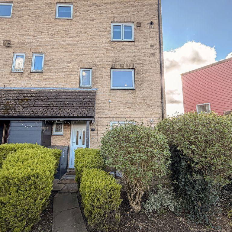 3 bedroom terraced house to rent - Photo 1