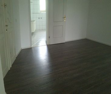 - 3,5-Raumwohnung mit Balkon, - Photo 2