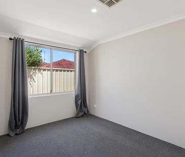 17 Camellia Way - Photo 2