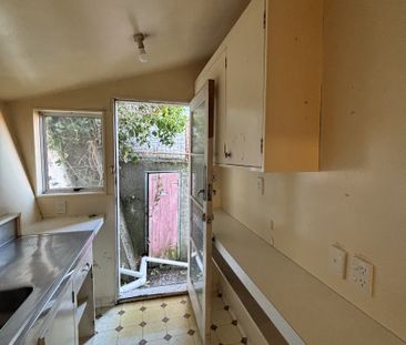 3/6 Hanson St, Mount Cook - Photo 3
