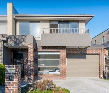 Affordable Comfort in Vibrant Dallas Locale - Photo 6