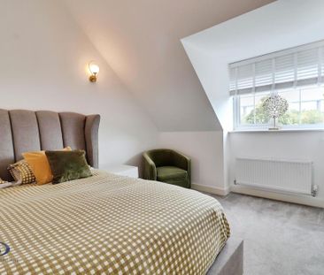 3 bedroom semi-detached house to rent - Photo 5