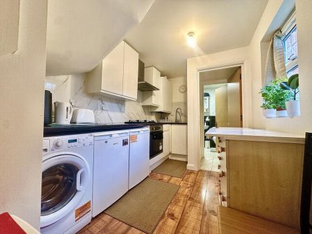 2 bedroom flat to rent - Photo 5