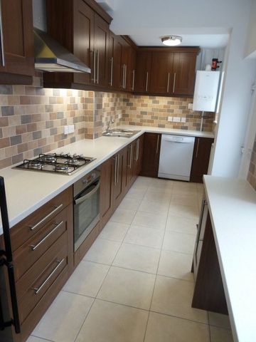 97 Storer Road - Great Location & 4 Double Bedrooms Loughborough - Photo 4