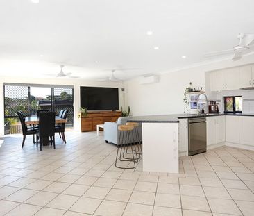 31 Gordonia Drive, Reedy Creek QLD 4227 - House For Rent | Domain - Photo 3