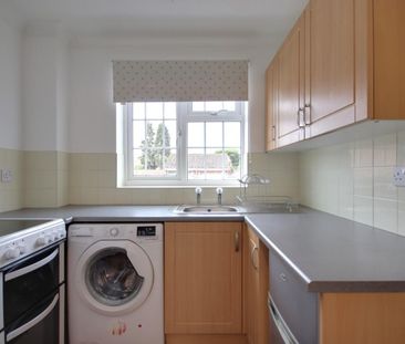 Bittern Avenue, Abbeydale, Gloucester - Photo 6