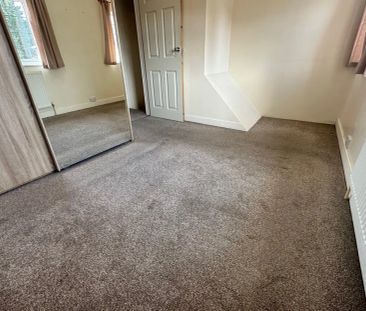 Castle Road - Photo 1