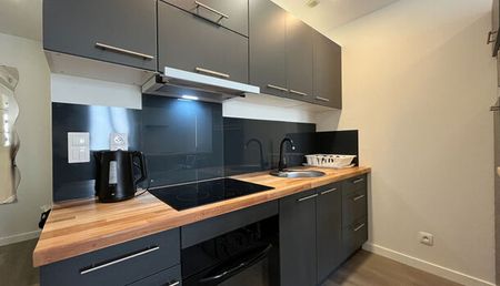 Appartement 1 pièces 24m2 REIMS 550 euros - Photo 2