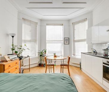 Studio Flat To Let - Photo 2
