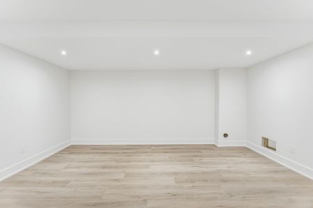 For Lease - 3115 New Street Unit# 7, Burlington, Ontario - Photo 5