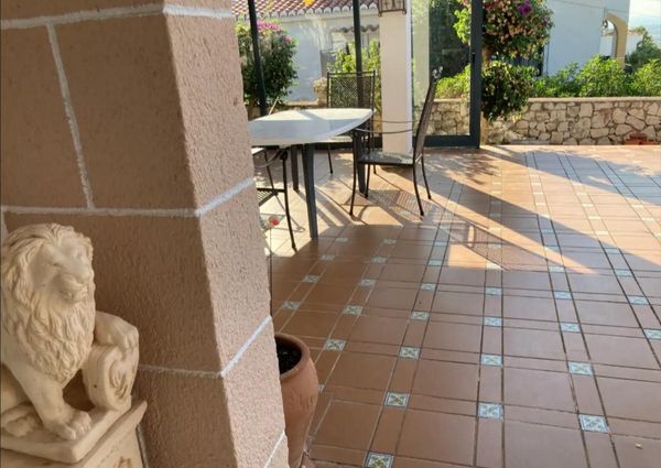 Piso de alquiler en Calle Raïm de Pastor, 23, El Montgó