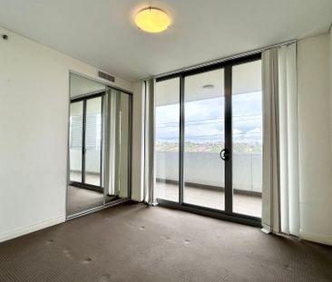 3406/15 Charles Street, - Photo 6