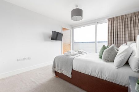 2 bedroom flat to rent - Photo 4