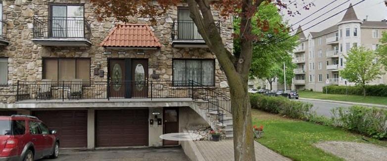 4 1/2 dans Triplex près des Galeries d'Anjou - Photo 1