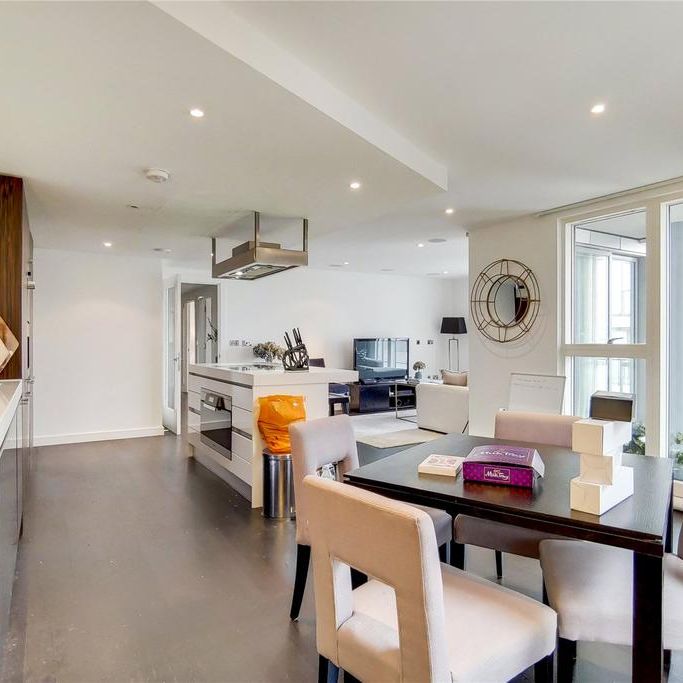 3 bedroom flat to rent - Photo 1
