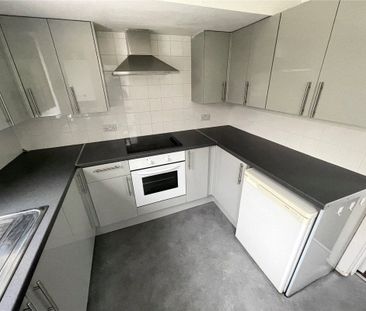 Vale Road, Bournemouth, BH1 - Photo 1