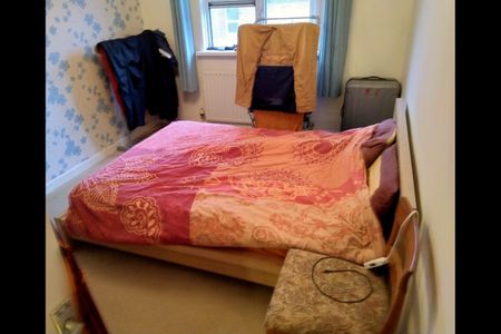 1 Bed Flat, Clovelly Road, SO14 - Photo 3