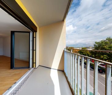 | 2 ZIMMER | 2. STOCK | AB SOFORT | NAHE THERESA-TAUSCHER-PARK | RI... - Foto 1