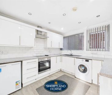 Balmoral Close, Wyken, Coventry - Photo 5