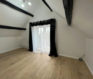 Flat to rent on - Photo 2