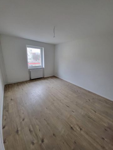 SEMMELHAACK: Erstbezug! Sanierte 2-Zimmer Wohnung mit Balkon - Foto 3