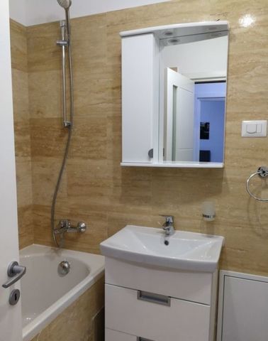 Spre inchiriere garsoniera Calea Calarasilor - Fotografie 4