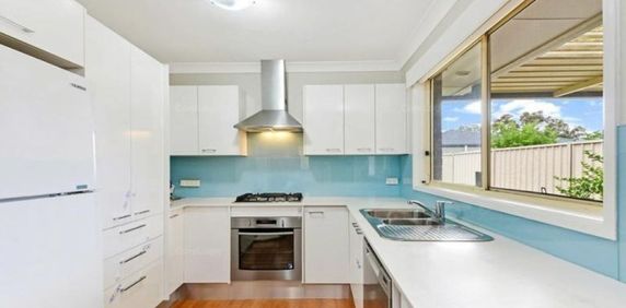 Family Home in Quiet Location! - Photo 2