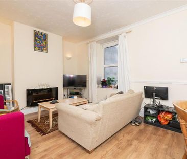 3 bedroom house to rent - Photo 2