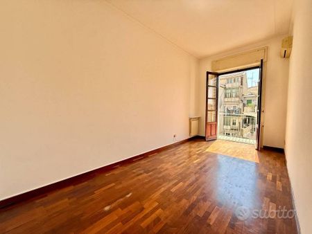 Appartamento di 130 m² con 5 locali e box auto a C - Photo 5