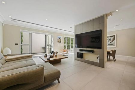 3 bedroom apartment to rent - Photo 5