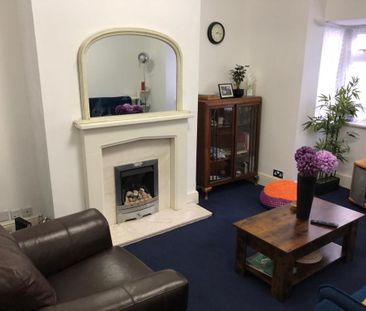 3 Bed Terraced House, Foundry Lane, SO15 - Photo 1