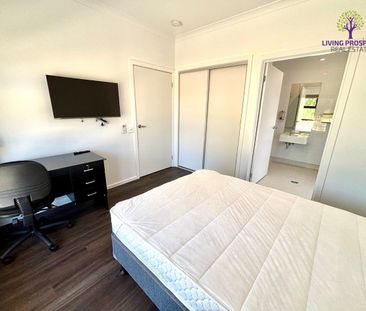 Room For Rent - All utilities are provided Great Location - Photo 4