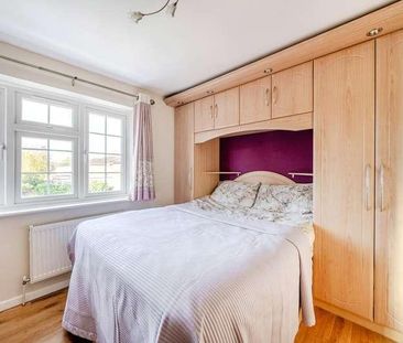 Springfield Avenue, Hampton, TW12 - Photo 5