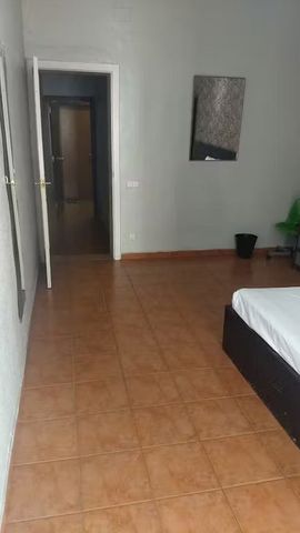 Carrer de Ferran, Barcelona, Catalonia 08002 - Photo 5