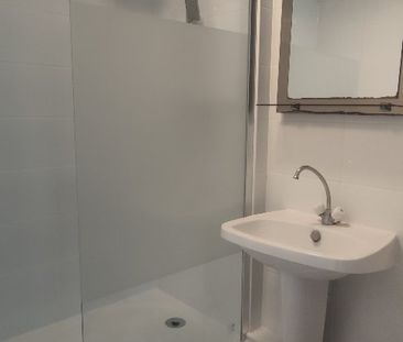 Location Appartement 2 pièces 31m² SETE 34200 - Photo 5