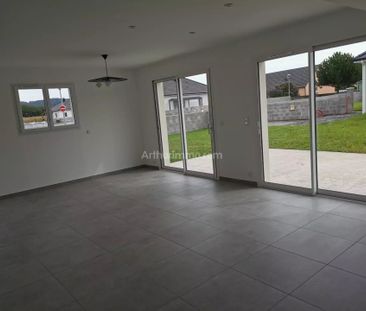 Location Maison 4 pièces 96 m2 à Bordes - Photo 2