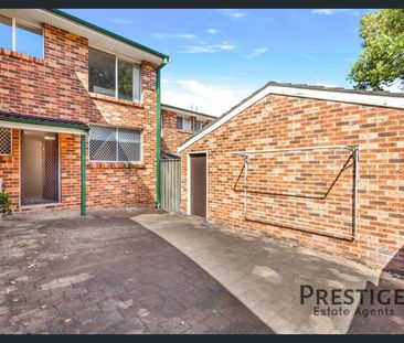 Modern Family Townhouse! - Photo 6