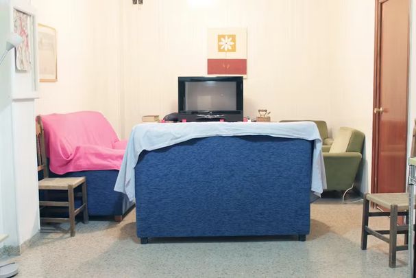 Calle Atanasio Barrón, Sevilla, Andalusia 41003 - Photo 1