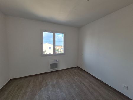 House - Photo 5
