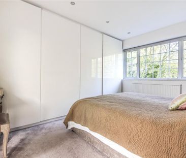 4 bedroom detached house to rent - Photo 3