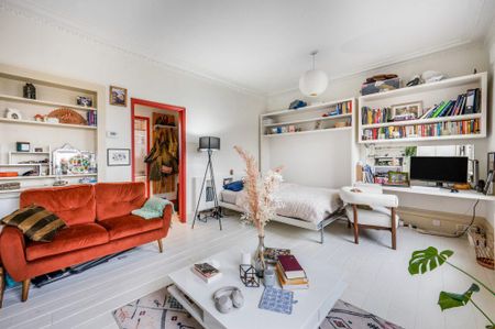 Studio to rent - Photo 3