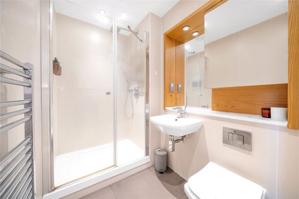 Clapham Road, London, SW9 flat to rent - Photo 1