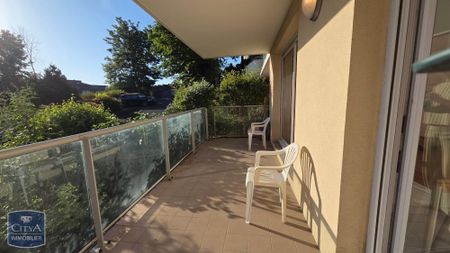 Location Appartement 1 pièce 37m² CHAMALIERES 63400 - Photo 5