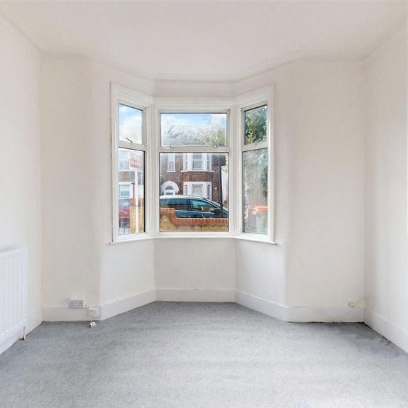 4 bedroom terraced house to rent - Photo 1