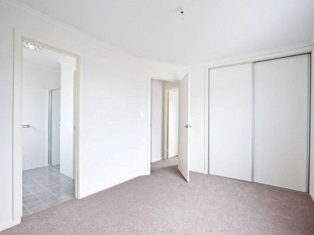 43 Adelaide Terrace, Ascot Park SA 5043 - House For Rent | Domain - Photo 5