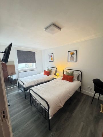 2 Bed Flat, Church Street, E15 - Photo 5