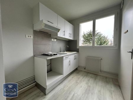 Location Appartement 2 pièces 45m² NIORT 79000 - Photo 2