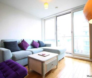 1 bedroom property to rent in Brentford - Photo 5