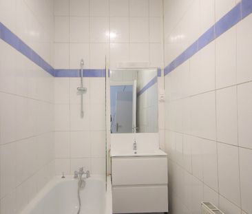 Location Appartement 3 pièces 49m² LILLE 59160 - Photo 5