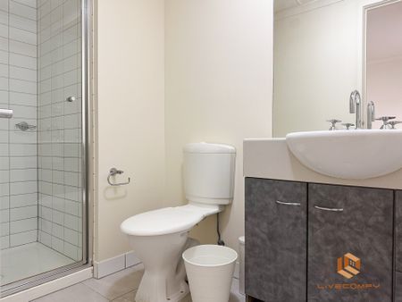 West Melbourne - Photo 5